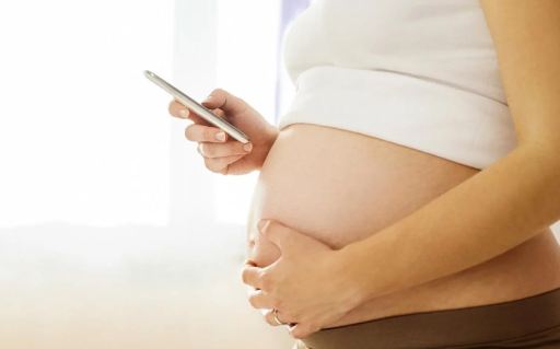 Effects of EMF  Pollution on Women’s Health